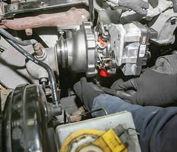 Land-Rover-2.2-Diesel-Engine-Turbo-Failure-&-Oil-Seal-Repair-7