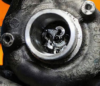 Land Rover 2.7 TDV6 Turbo Failure & Oil Feed Line Repair