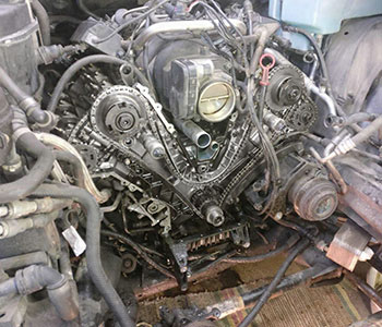 Land Rover 4.4 V8 Petrol Engine Timing Chain & Guide Failure Repair